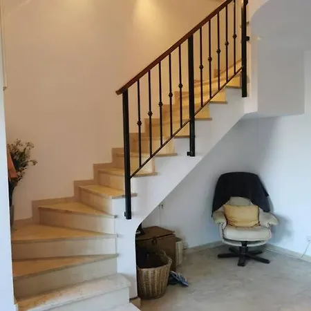 3 Bedroom With Amazing Views & Outdoor Spaces מנילבה