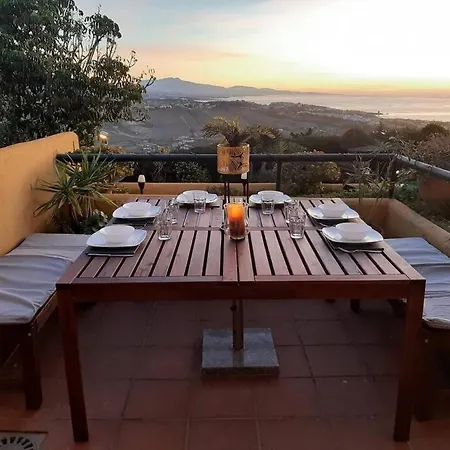 3 Bedroom With Amazing Views & Outdoor Spaces